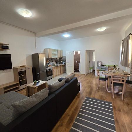 Apartments Roko Pridraga Экстерьер фото