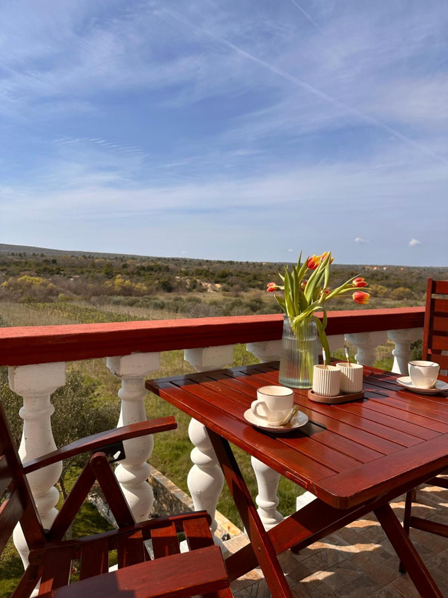 Apartments Roko Pridraga Экстерьер фото