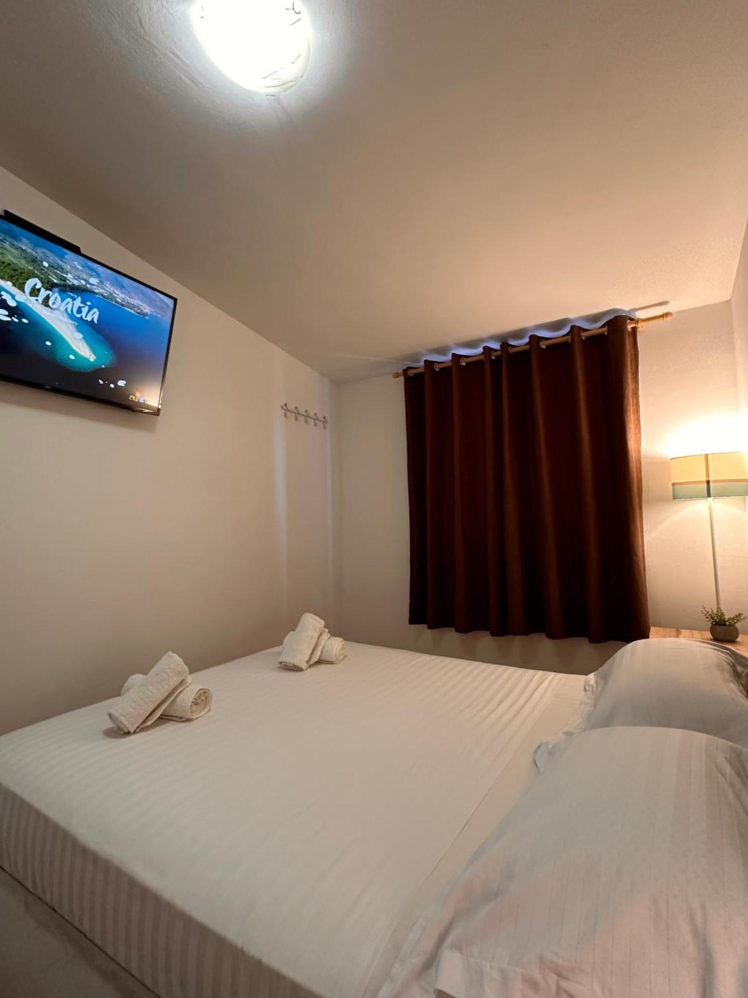 Apartments Roko Pridraga Экстерьер фото
